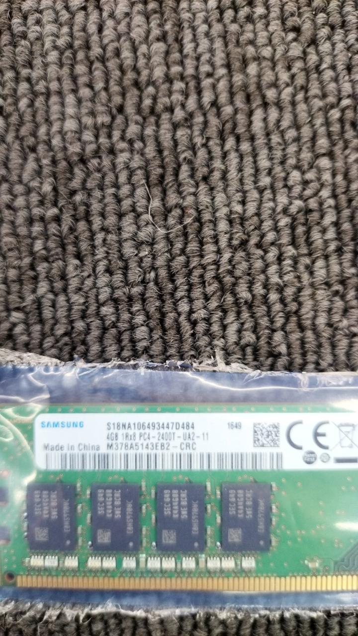 SAMSUNG DDR4 Desktop Memory M378A5143EB2-CRC - Banzai Thrifting | BanzaiHobby