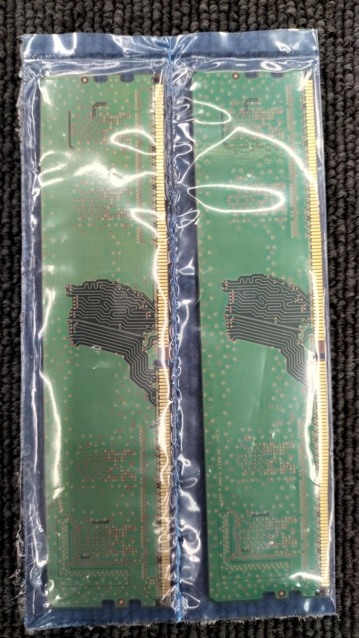 SAMSUNG DDR4 Desktop Memory M378A5244CB0-CRC - Banzai Thrifting | BanzaiHobby