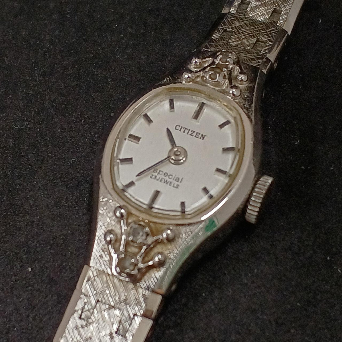 CITIZEN Wristwatch 6750 - Banzai Thrifting | BanzaiHobby