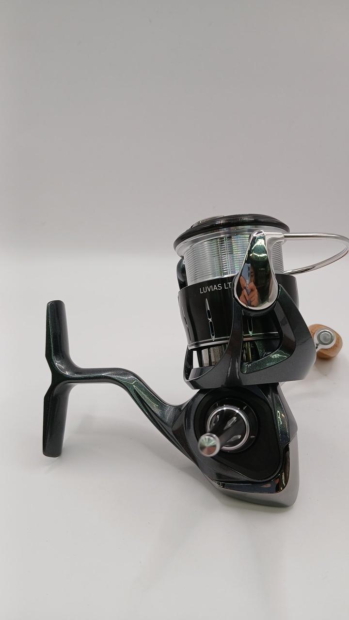 DAIWA Spinning Reel 24 LUVIAS LT2500S 388972 - Banzai Thrifting | BanzaiHobby