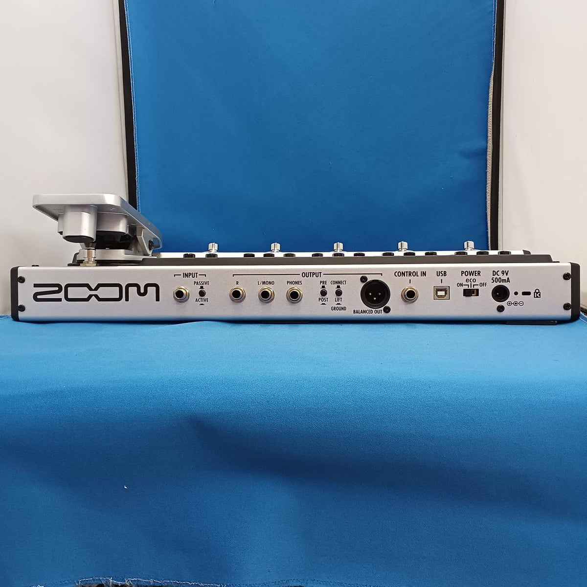 ZOOM Multi-Effects Pedal / G5 G5 - Banzai Thrifting | BanzaiHobby
