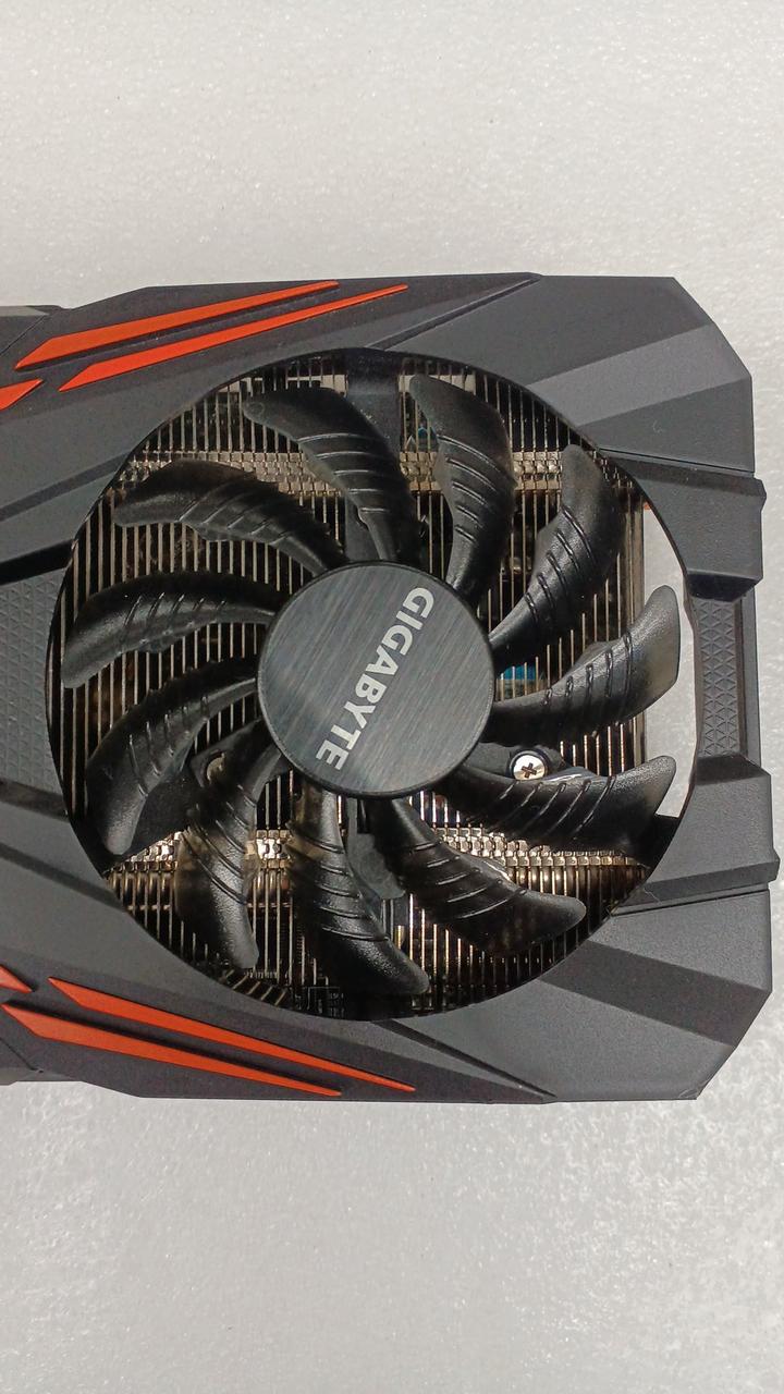 GIGABYTE [GTX1070/8GB] GPU GV-N1070G1 GAMING-8GD - Banzai Thrifting | BanzaiHobby