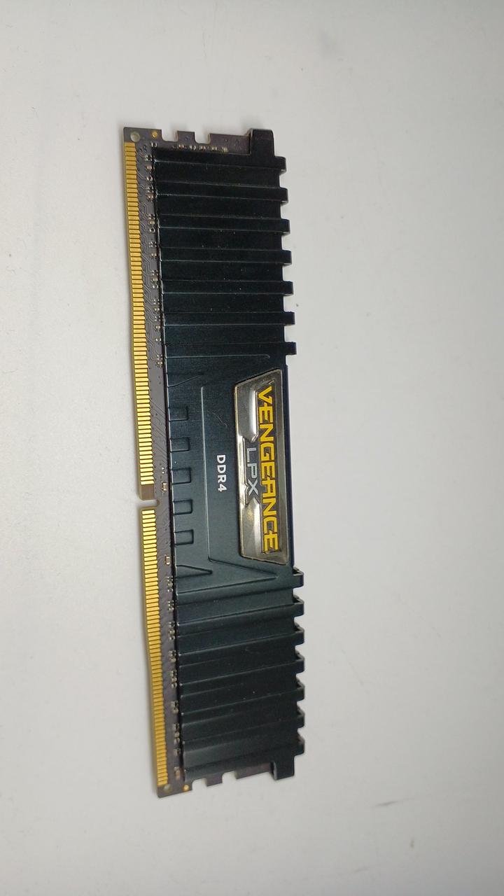 CORSAIR PC memory (set of 2) CMK32GX4M2D3600C18 - Banzai Thrifting | BanzaiHobby