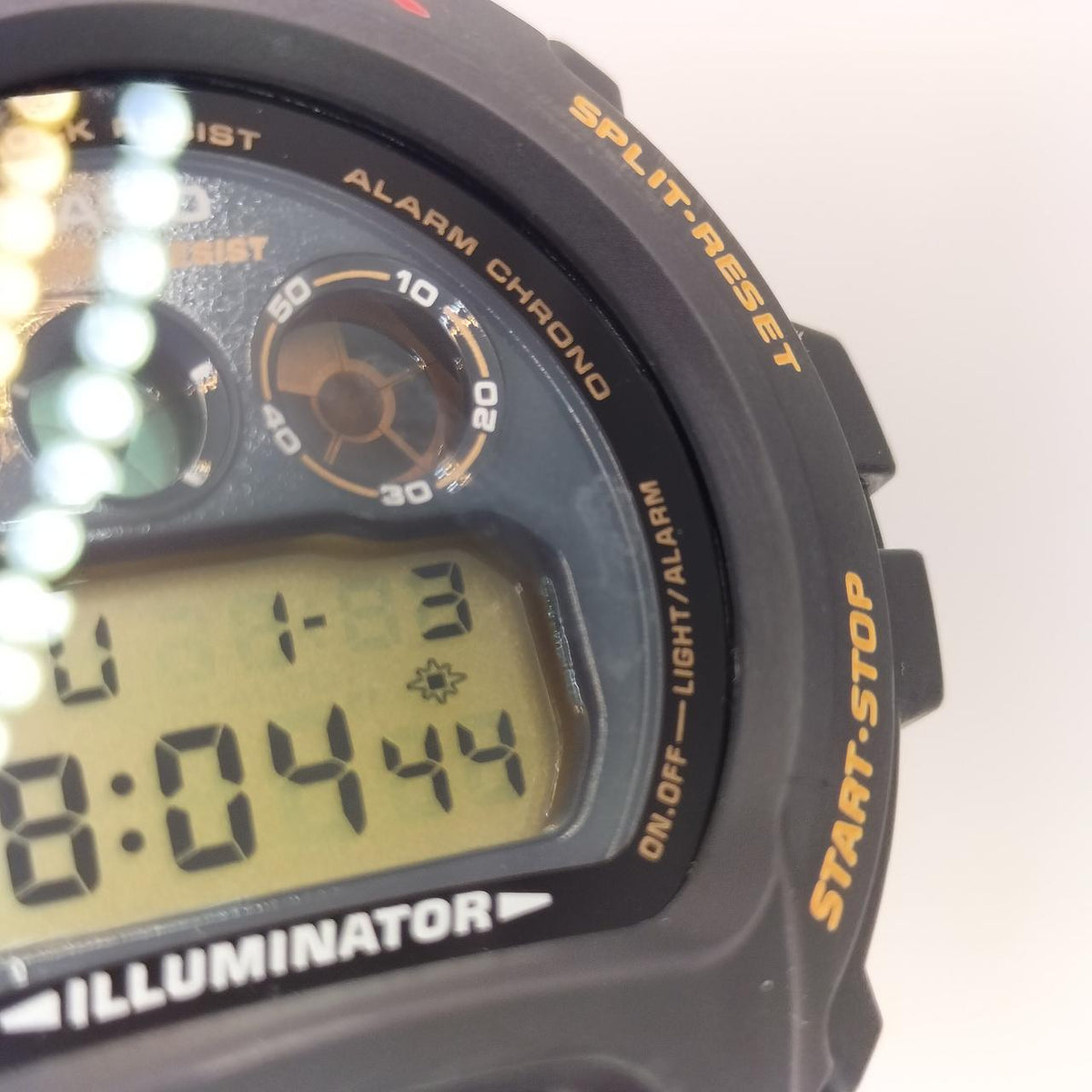G-SHOCK Wristwatch DW-6900G - Banzai Thrifting | BanzaiHobby