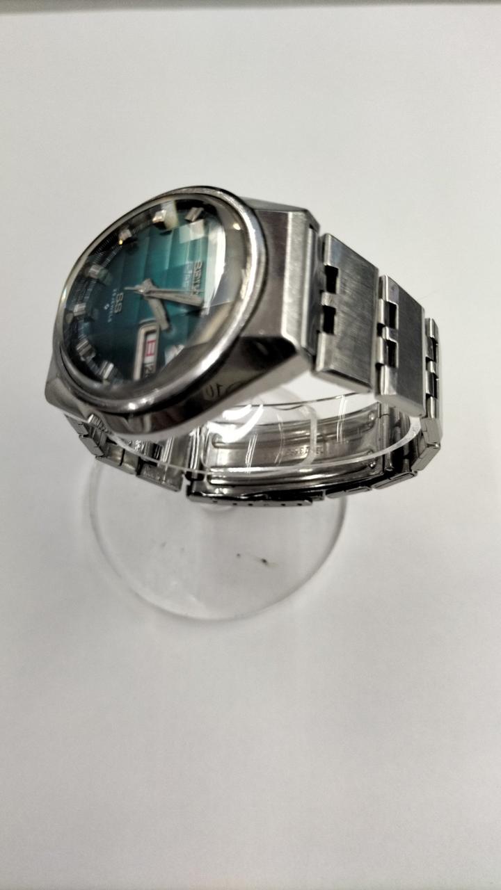 SEIKO 5ACTUS Cut Glass 6106-7690 - Banzai Thrifting | BanzaiHobby
