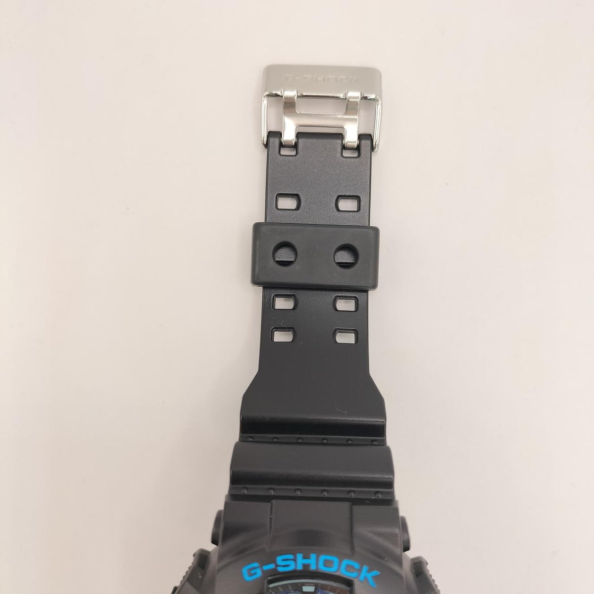G-SHOCK Wristwatch GA-100CB - Banzai Thrifting | BanzaiHobby