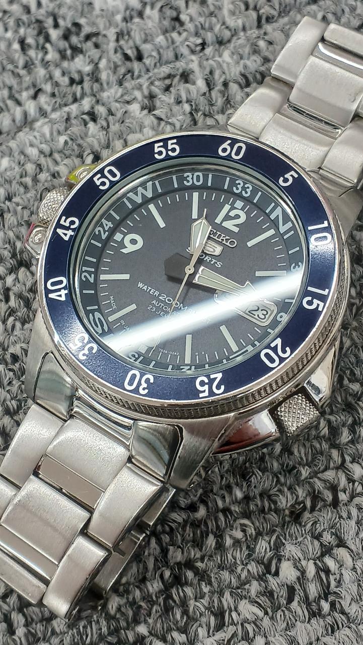 SEIKO Automatic Wristwatch 7S36-01E0 - Banzai Thrifting | BanzaiHobby