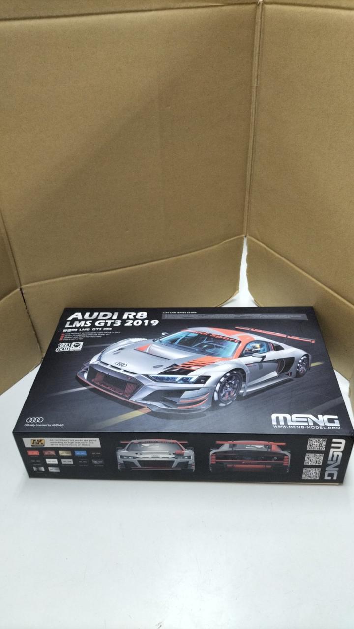 Monmodel 1/24 Audi R8 LMS GT3 2019 - Banzai Thrifting | BanzaiHobby