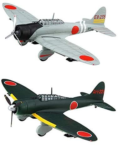 Fujimi Aichi Type 99 Carrier Dive Bomber Model 11/22 - BanzaiHobby