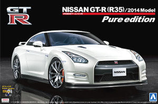 Aoshima NISSAN GT-R R35 Pure Edition 2014 Model with Engine 1/24 - BanzaiHobby