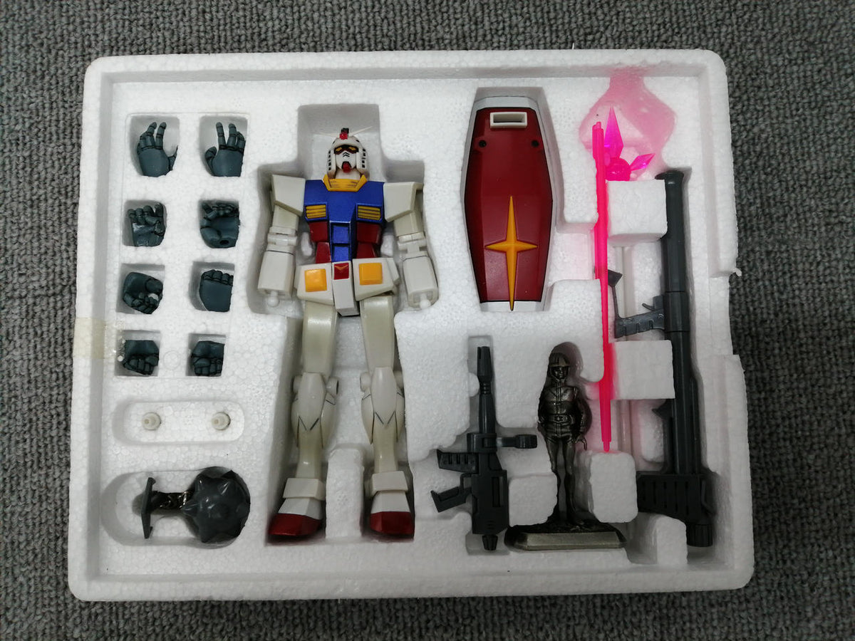 BANDAI Chogokin Mobile Warrior Gundam