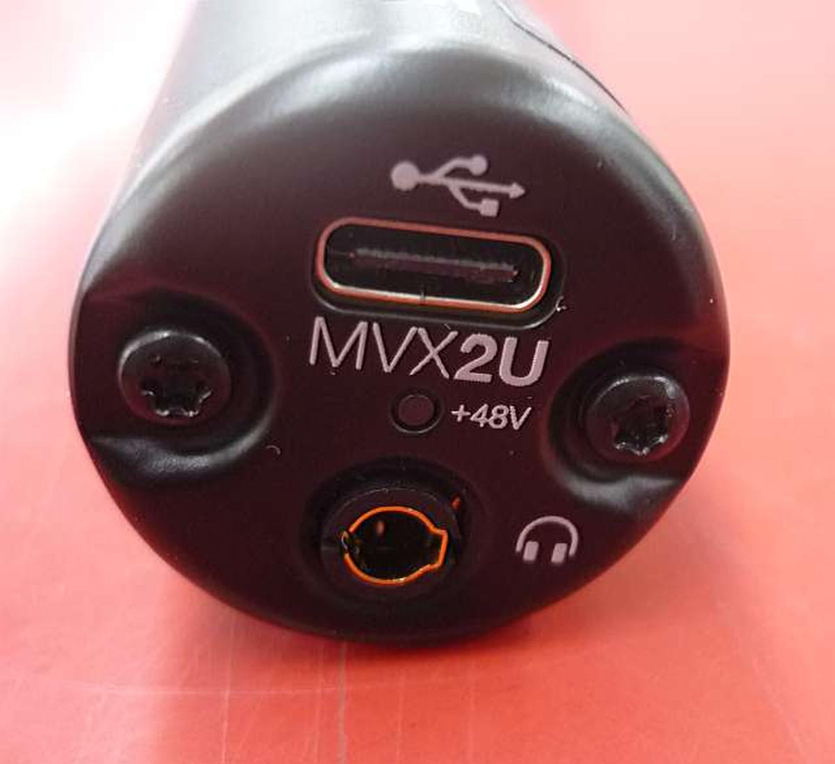 SHURE Audio Interface: MVX2U