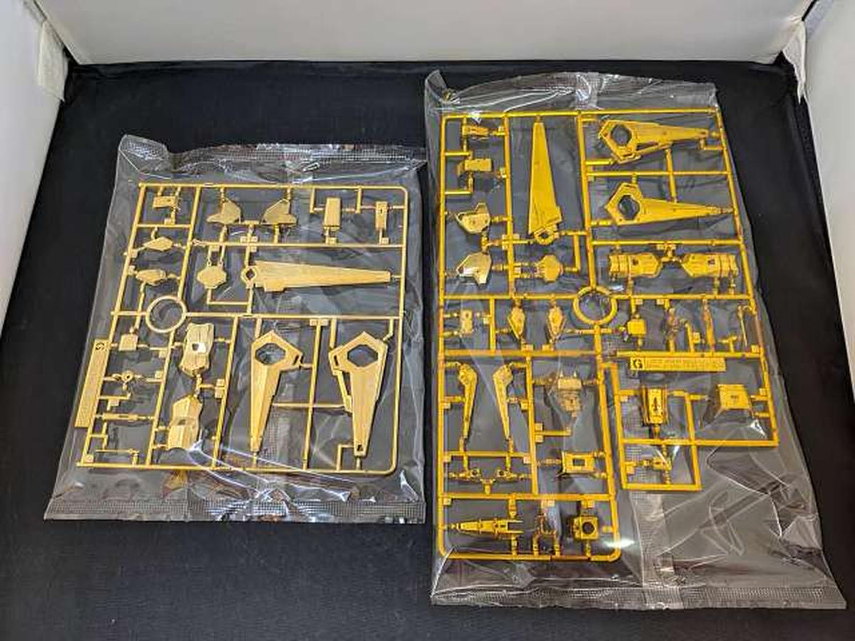 BANDAI Hyaku Shiki VER.2.0 Gundam Base Limited MG 1/100