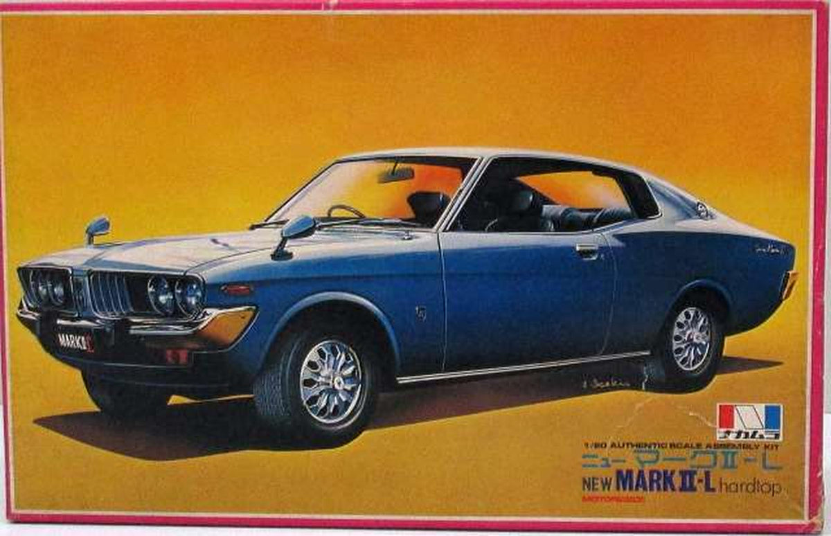 Nakamura 1/20 Newmark II-L Hardtop Motorized Kit [KNS-4709] - Banzai Thrifting | BanzaiHobby