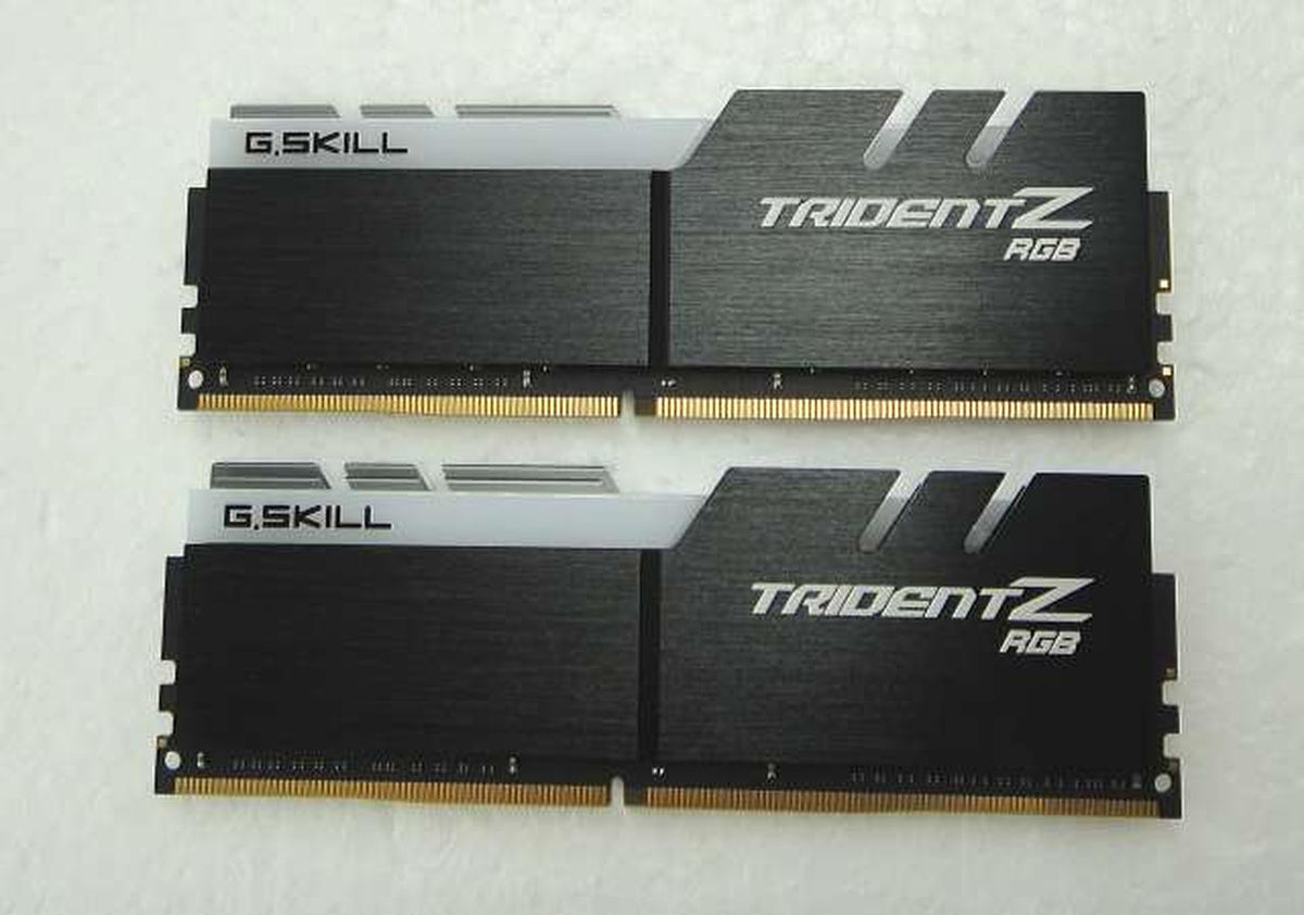 G.SKILL DDR4 Desktop Memory 16GB×2 Total 32GB F4-3200C16D-32GTZR