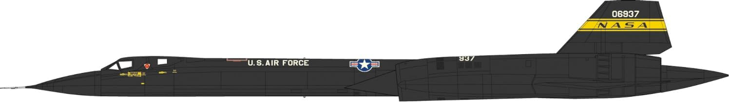 Hasegawa 02486 1/72 SR-71 (YF-12C) Blackbird NASA 1971 - BanzaiHobby