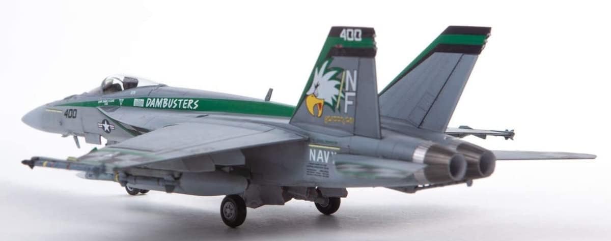 Doyusha 412688 1/72 Amazing! Plastic Model No. 7 US Navy F/A-18E Super Hornet VFA-195 Chippy Ho