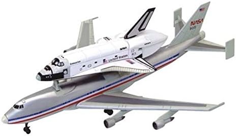 Aoshima 1/450 4D Puzzle Space Shuttle on 747