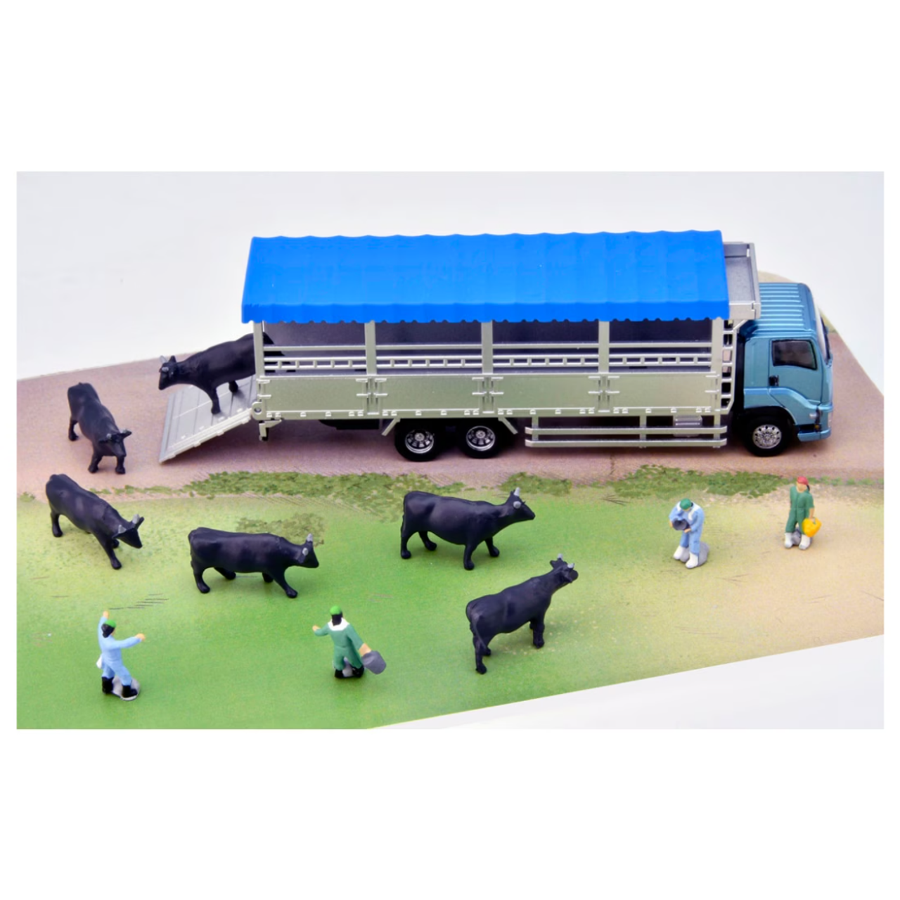 TOMYTEC Truck Collection Livestock Transport Vehicle Set A, Livestock Farming - BanzaiHobby