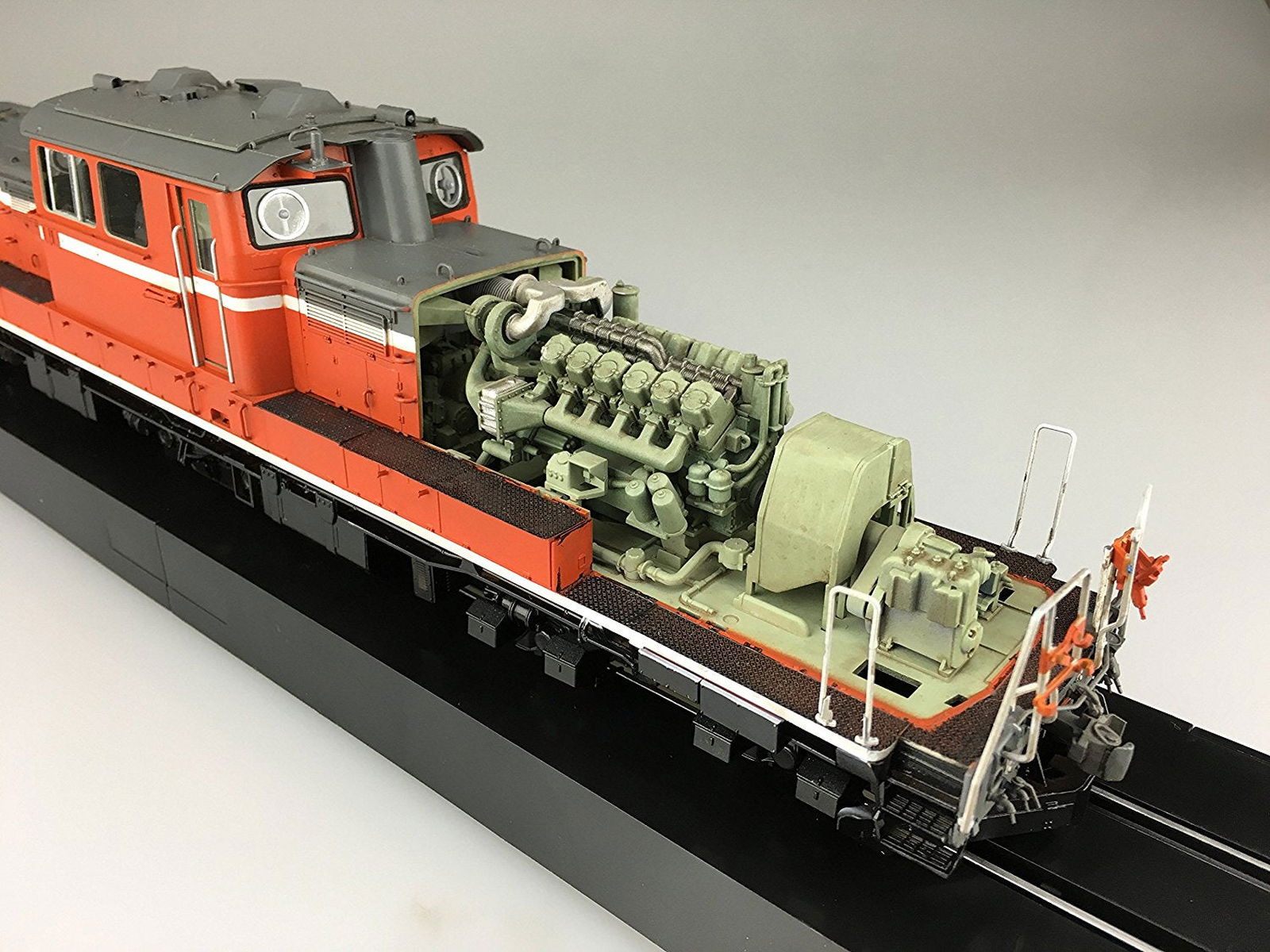 Aoshima 1/45 Diesel Locomotive DD51 Standard Specification - BanzaiHobby