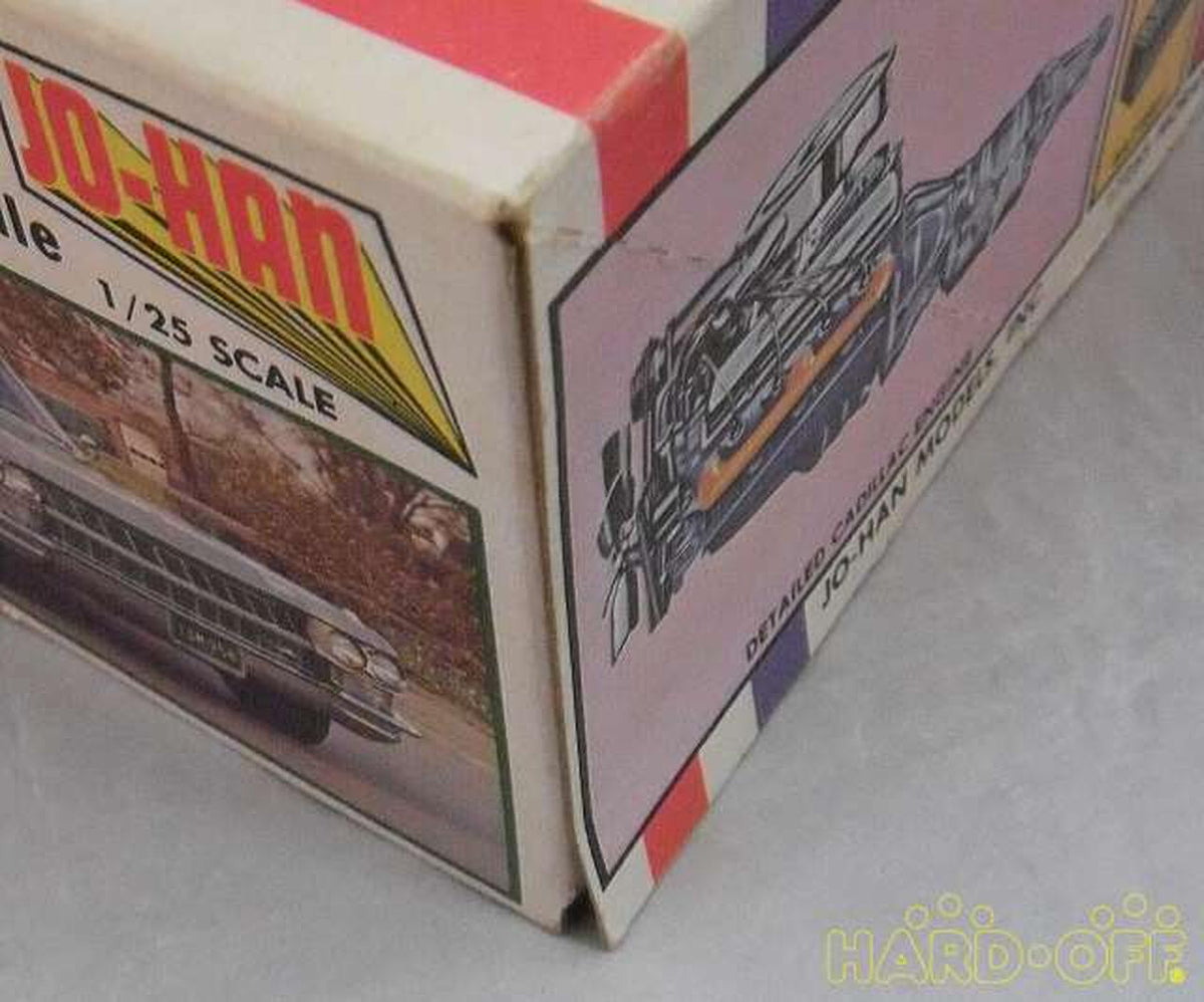 Johan Car & Truck 1964 Cadillac 1/25 - Banzai Thrifting | BanzaiHobby