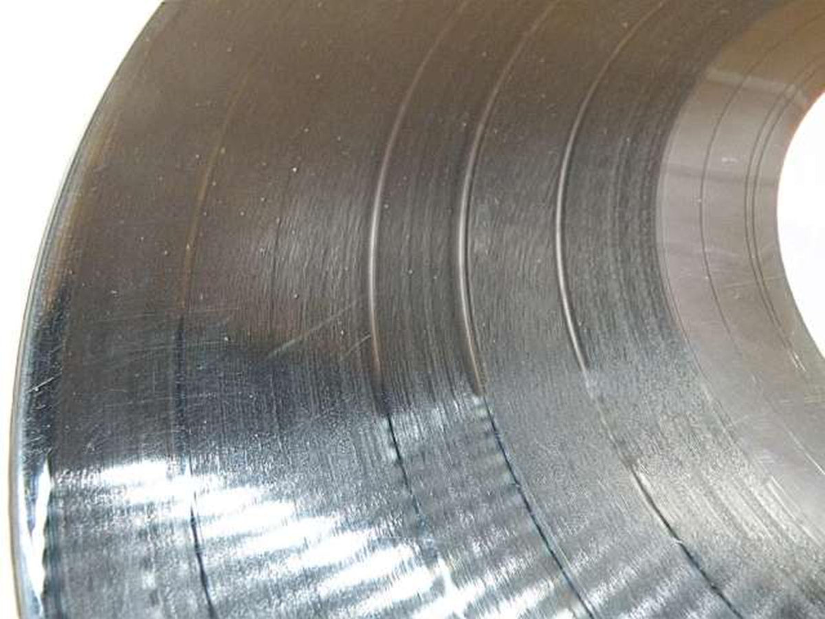 Toshiba Japanese Music LTP-9025 / No Comments Needed