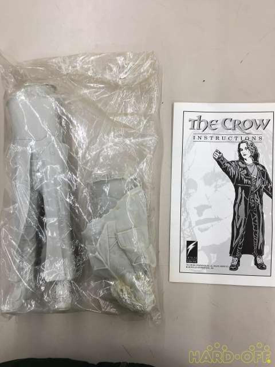 - Garage Kit Garage Kit for the Movie 'Crow: The Legend of the Flying Hero' - Banzai Thrifting | BanzaiHobby