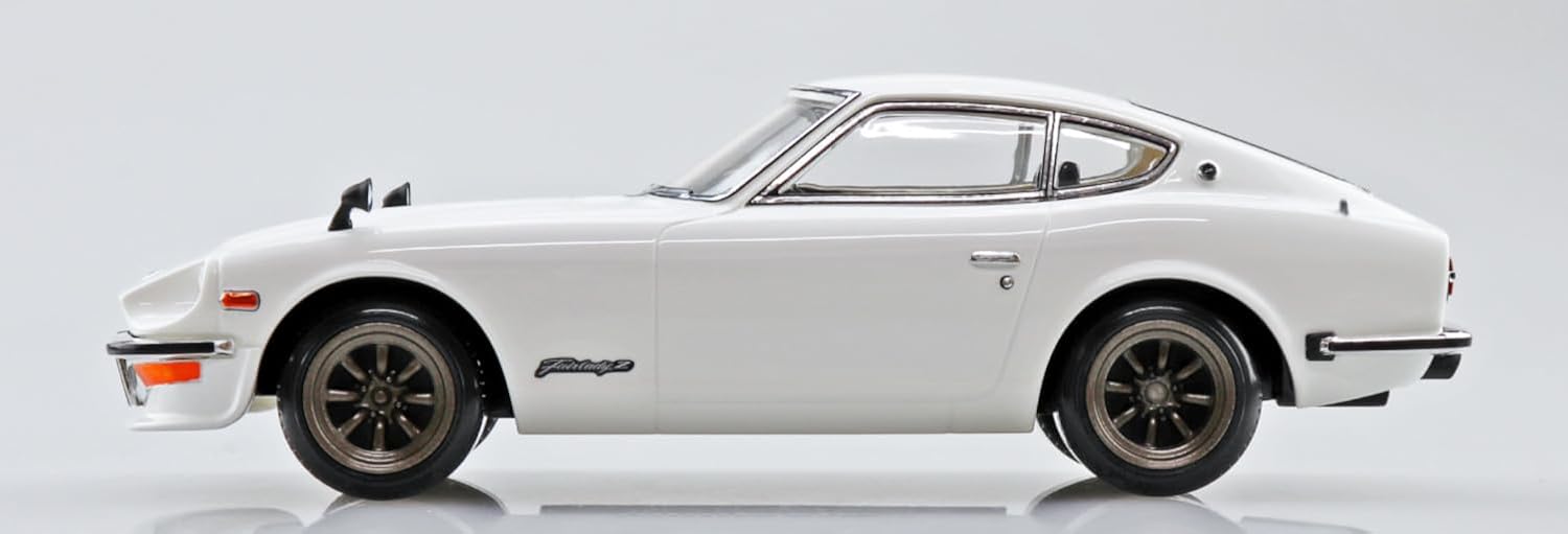 Aoshima 1/32 RakuPla Snap Kit No.15CU-WH No. Nissan S30 Fairlady Z Custom (White) - BanzaiHobby