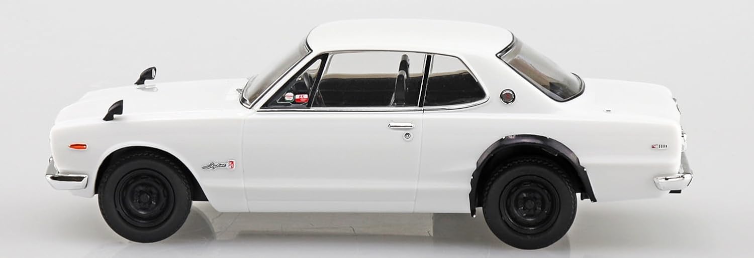 Aoshima 1/32 RakuPla Snap Kit No.16-WH Nissan C10 Skyline 2000GT-R (White) - BanzaiHobby