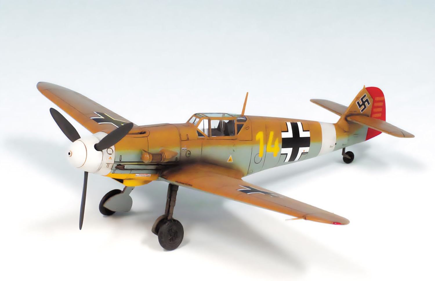 Fine Molds LW02 1/72 Messerschmitt Bf 109 F-4 Trop Marseille - BanzaiHobby
