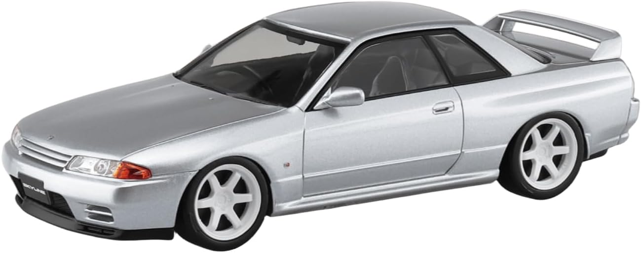 Aoshima 1/32 RakuPla Snap Kit No.14CU-SS Nissan R32 Skyline GT-R Custom Wheels (Spark Silver)