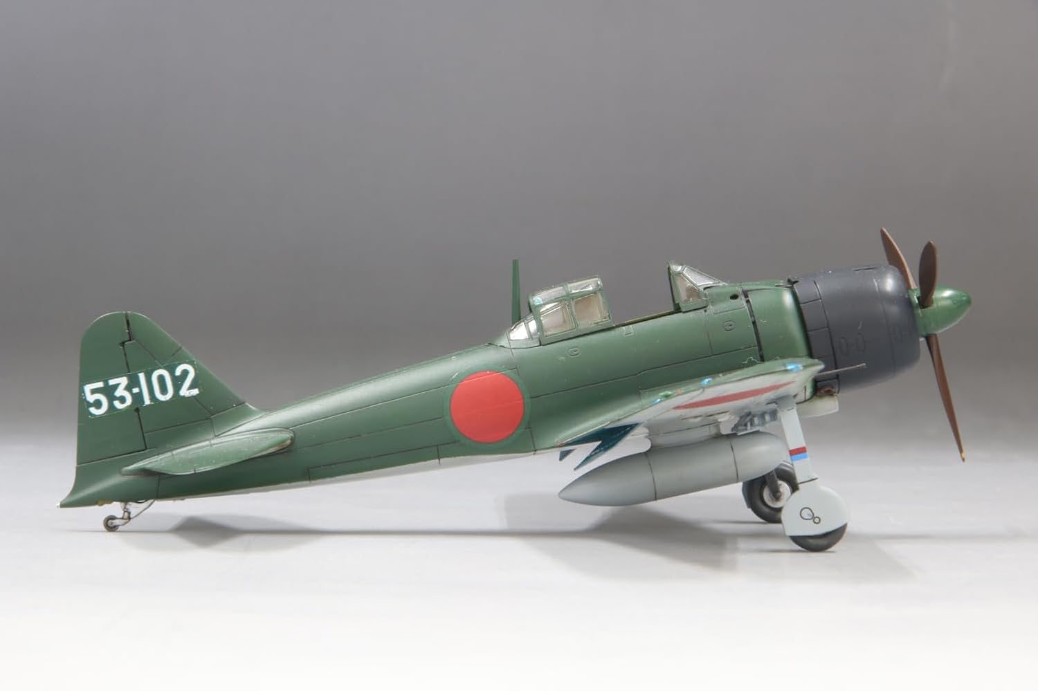 Fine Molds FR01 1/72 IJN A6M5 Carrier Fighter ZERO Model 52 (Mitsubishi, Early Prod.)