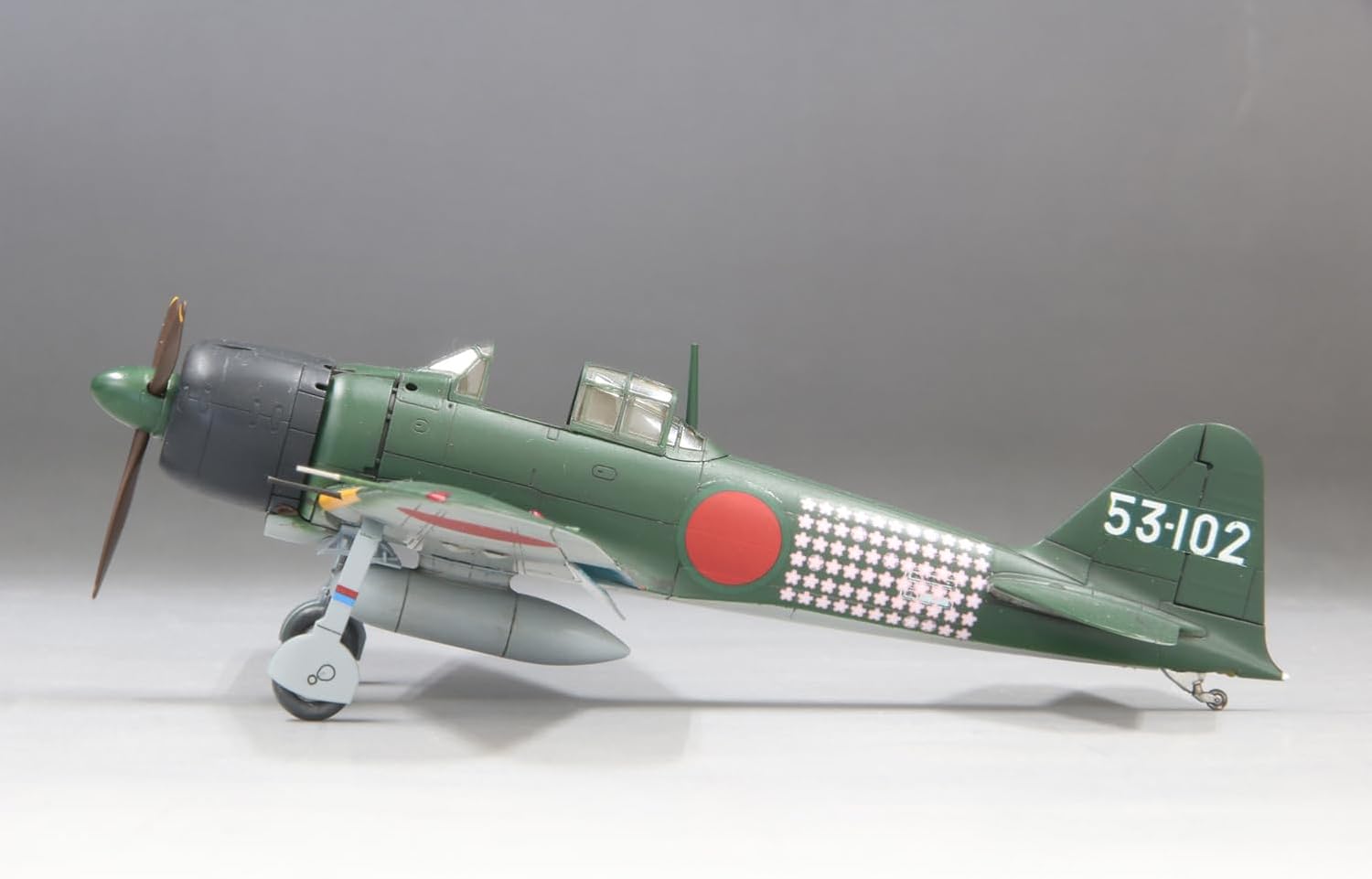 Fine Molds FR01 1/72 IJN A6M5 Carrier Fighter ZERO Model 52 (Mitsubishi, Early Prod.)