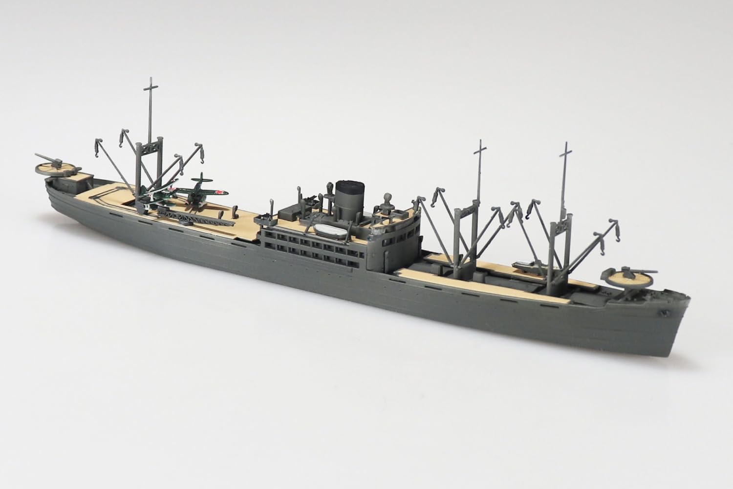 Aoshima WL560 1/700 Waterline No.560 Imperial Japanese Navy Special Seaplane Tender Kamikawa Maru