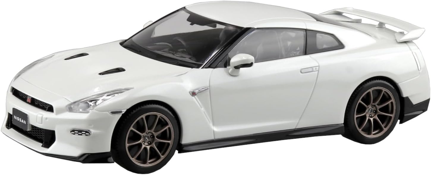 Aoshima 065488 1/32 Bunka Kyozai Easy Plastic Snap Kit No.03-BW Nissan R35 NISSAN GT-R 2024 Brilliant White Pearl