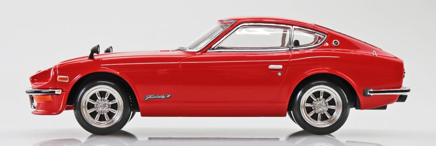 Aoshima 1/32 RakuPla Snap Kit No.15CU-RD Nissan S30 Fairlady Z Custom (Red) - BanzaiHobby