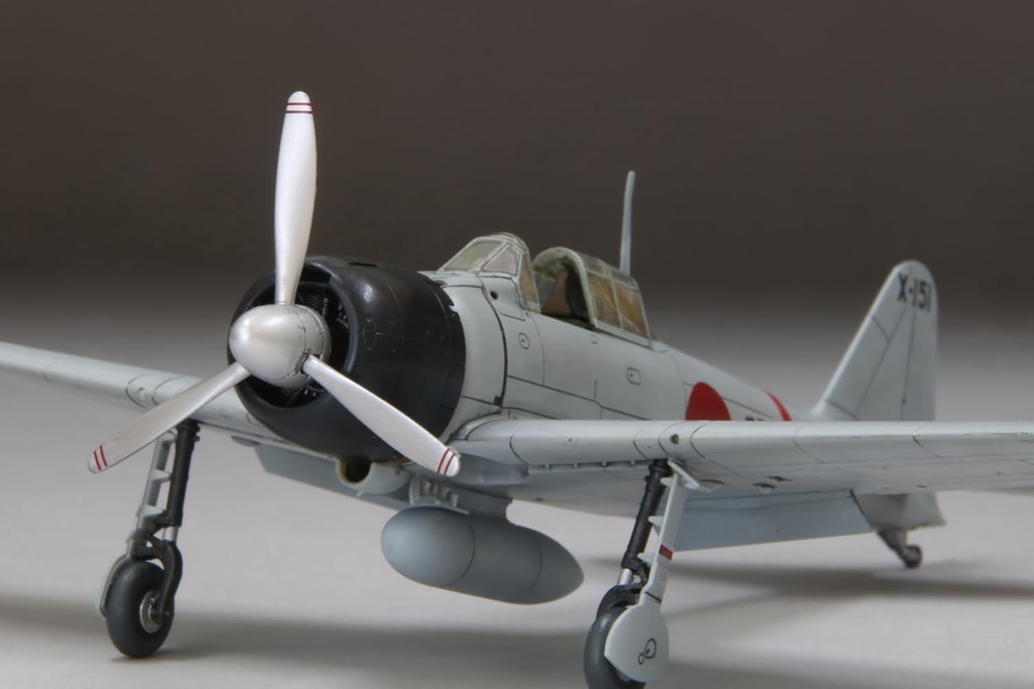 Fine Molds FR04 1/72 IJN A6M3 Carrier Fighter ZERO Model 32 - BanzaiHobby