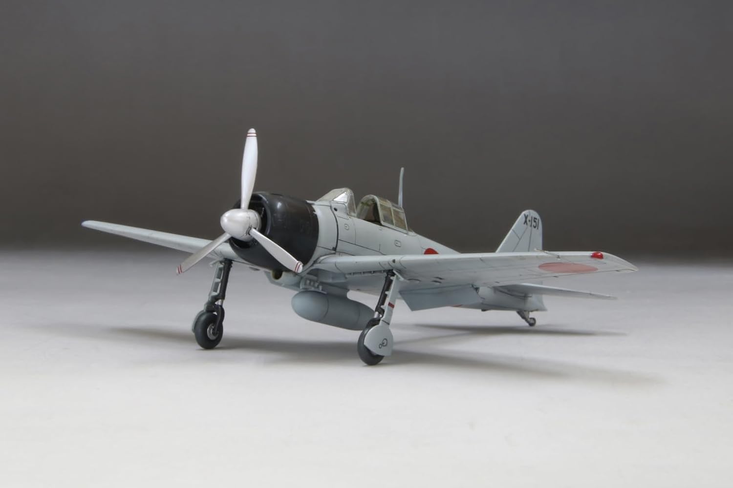 Fine Molds FR04 1/72 IJN A6M3 Carrier Fighter ZERO Model 32 - BanzaiHobby