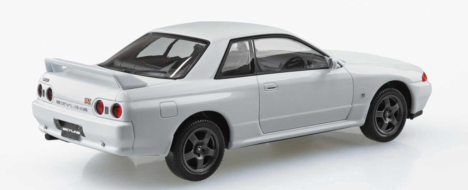 Aoshima 1/32 RakuPla Snap Kit No.14-CW Nissan R32 Skyline GT-R Crystal White - BanzaiHobby