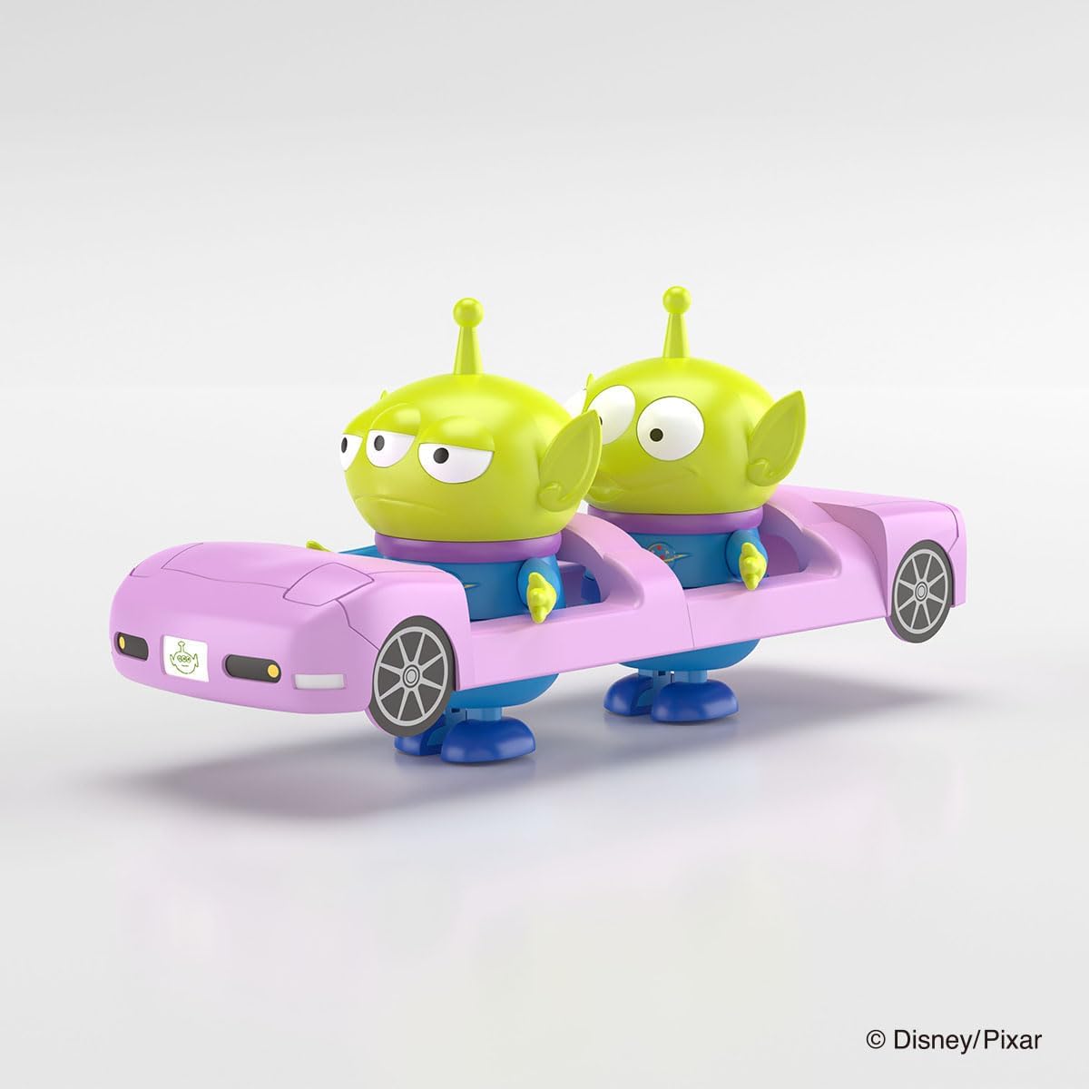 Aoshima 067079 Bunka Kyozai Rakupla Tokotoko No.DP-06 Toy Story Alien Open Car