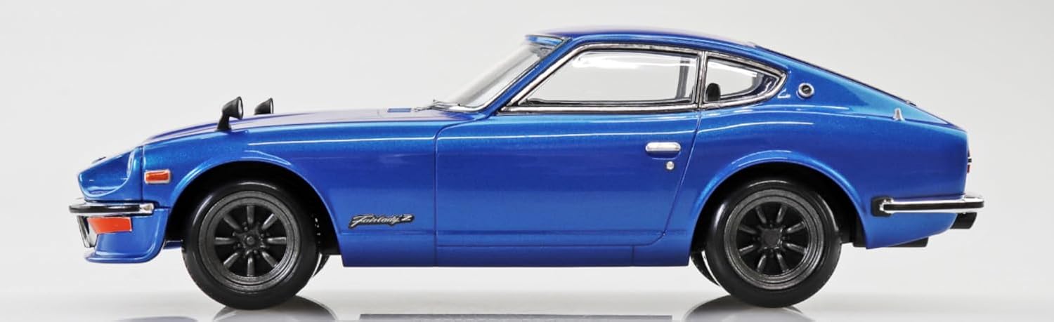 Aoshima 1/32 RakuPla Snap Kit No.15CU-BE Nissan S30 Fairlady Z Custom (Blue Metallic) - BanzaiHobby
