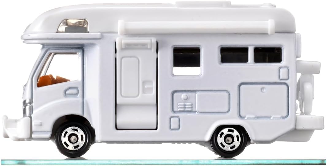 Tomica 024 Campervan - Takara Tomy Banzai Hobby