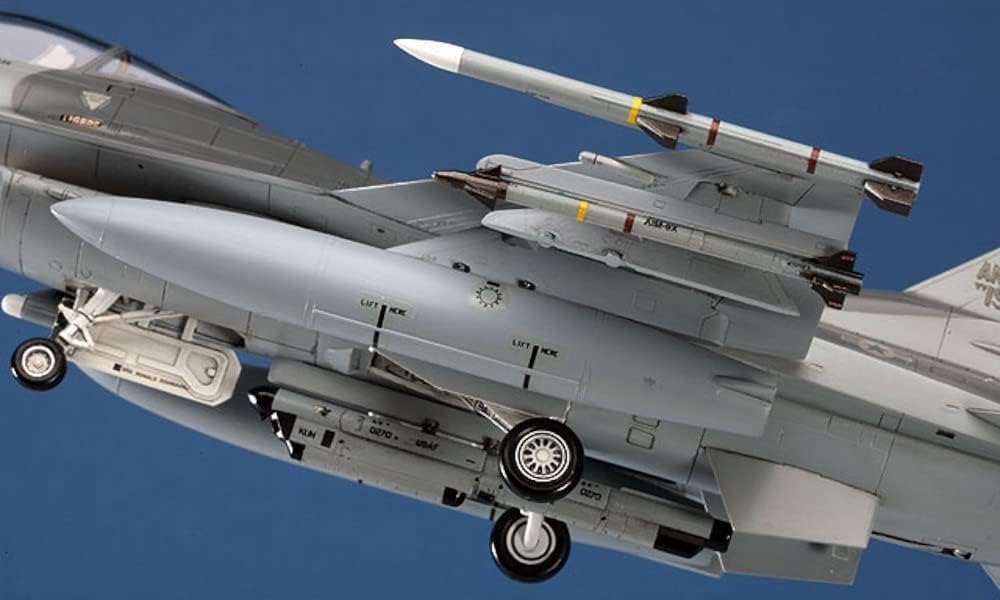 Hasegawa X72-13 1/72 Aircraft Weapons VIII US Air-to-Air Missiles & Jamming Pods