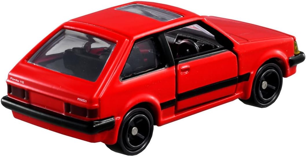Tomica REBORN Mazda Familia 1500XG