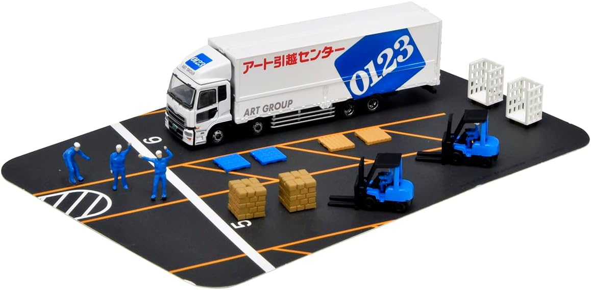 TOMYTEC The Truck Collection Torakore Logistics Site Wing Van Set C Art Moving Center Diorama Supplies