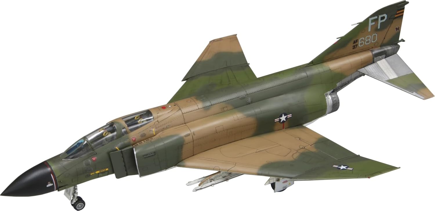 Fine Molds FF11 1/72 US Air Force Jet Fighter F-4C Wolf Pack 1967