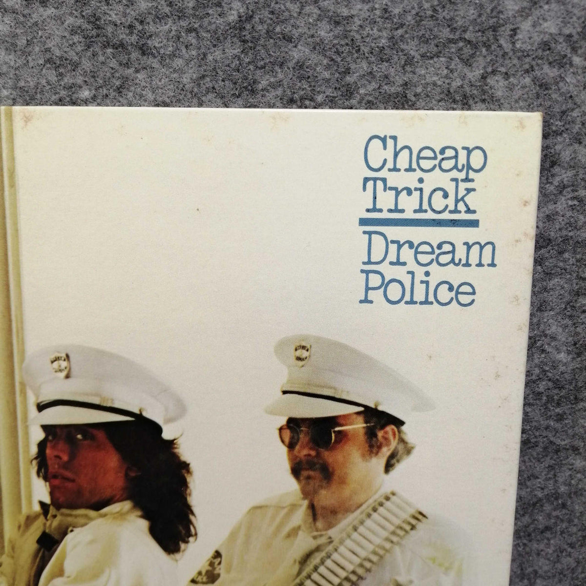 EPIC SONY Cheap Trick 'Dream Police' 25・3P-50