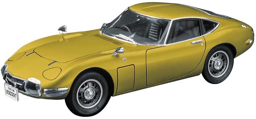 Hasegawa [PO JULY 2022] Toyota 2000GT `Gold` w/60`s Girls Model Figure - BanzaiHobby