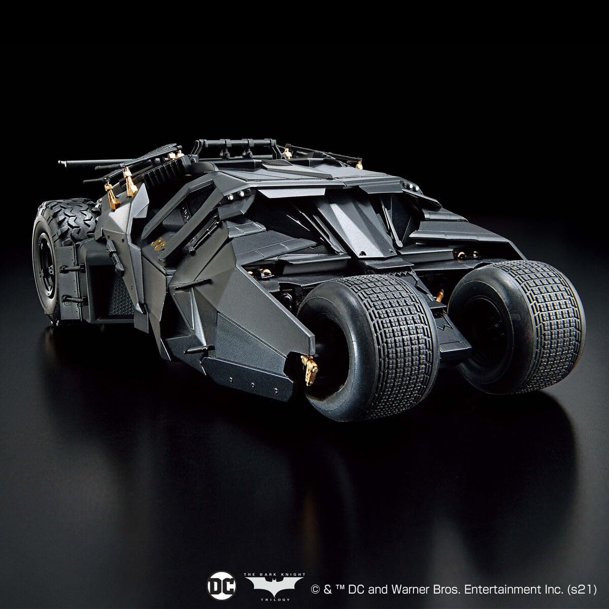 Bandai 1/35 Batmobile (Batman Begins Ver.)