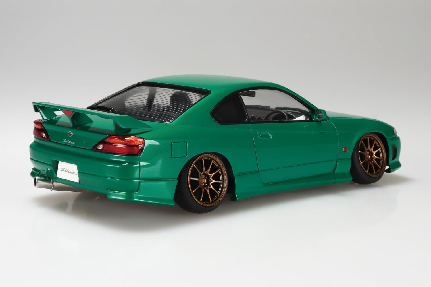 AOSHIMA The Tuned Car No.105 1/24 S15 Silvia '99 Air Suspension Custom (Nissan) - BanzaiHobby
